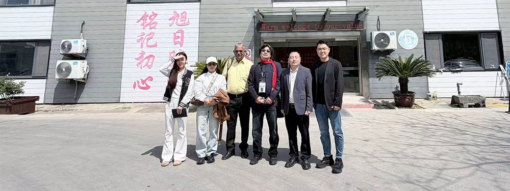 签约留念